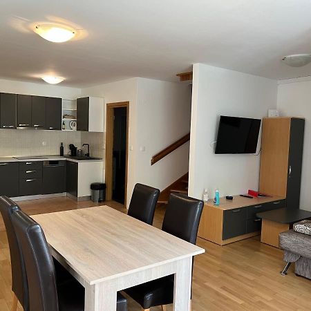 Apartmani Funda Бол Екстериор снимка