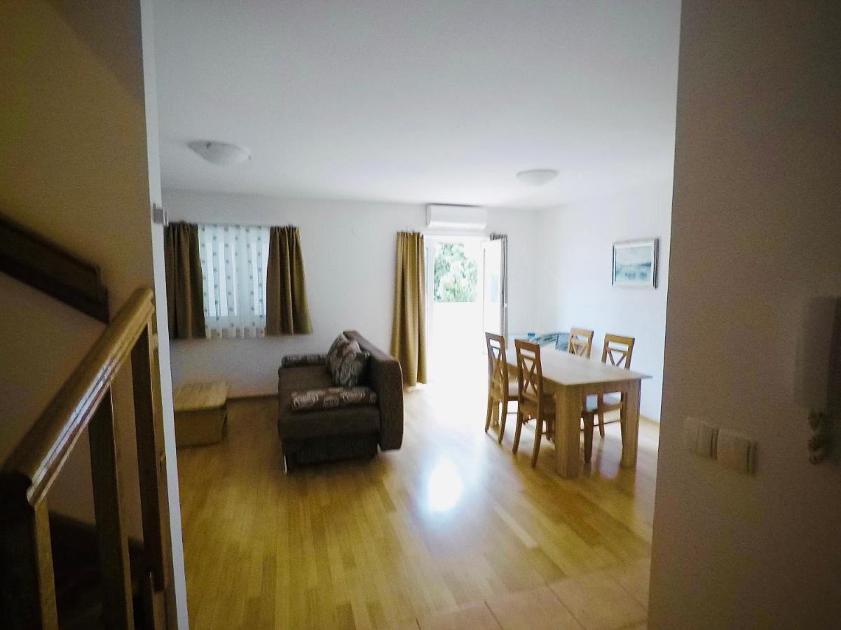 Apartmani Funda Бол Екстериор снимка