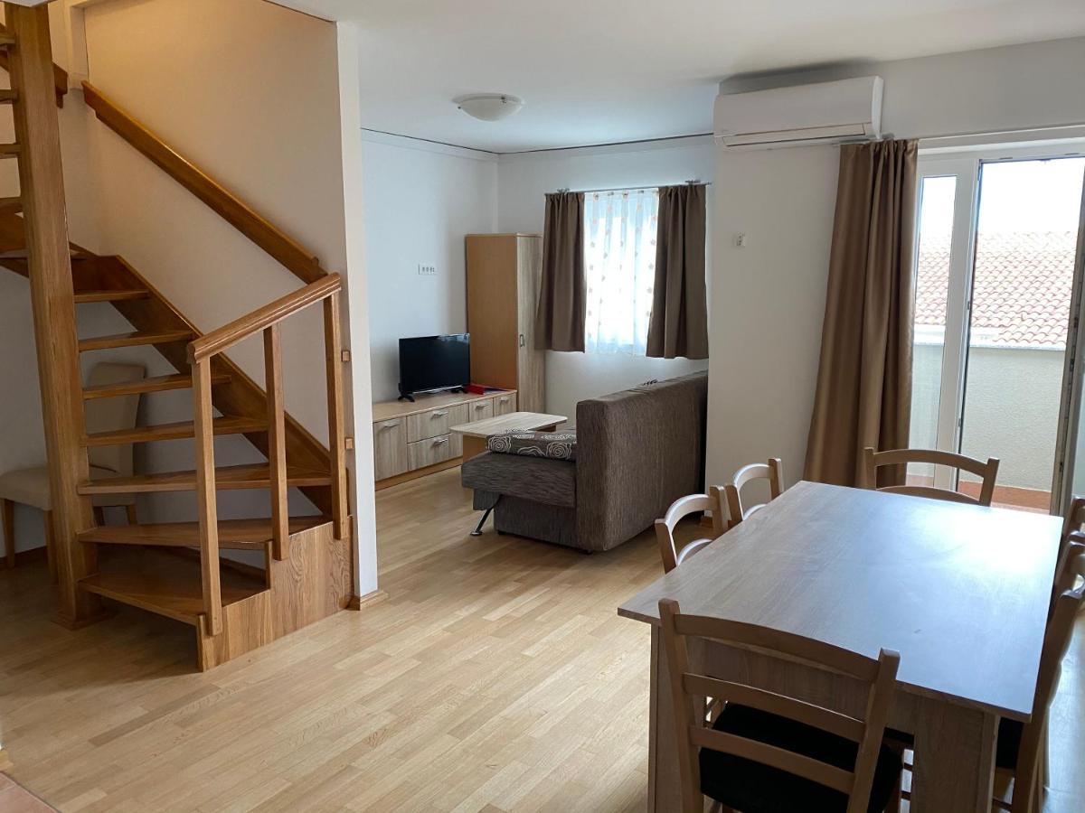 Apartmani Funda Бол Екстериор снимка