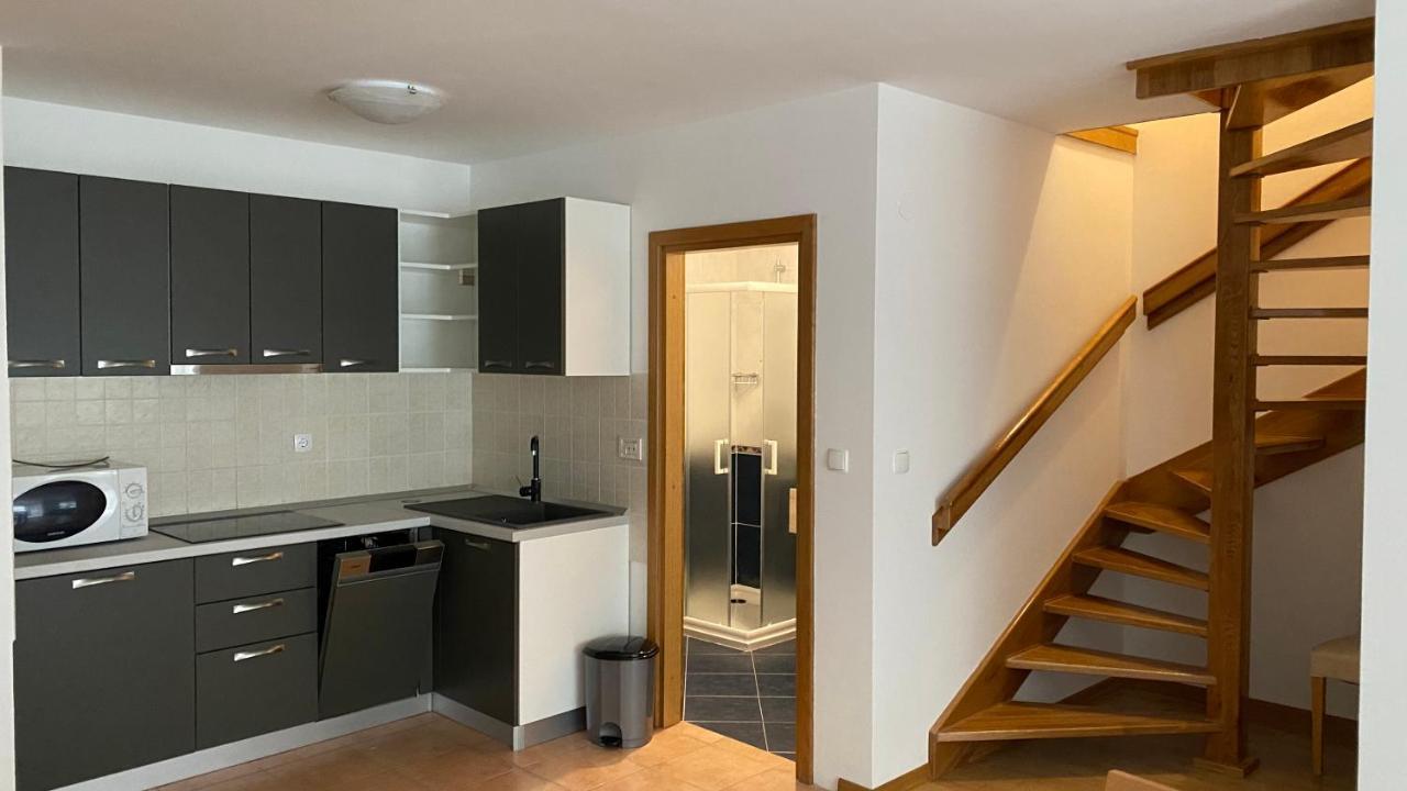 Apartmani Funda Бол Екстериор снимка