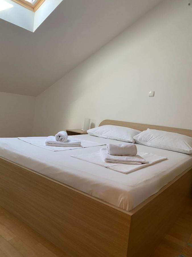Apartmani Funda Бол Екстериор снимка